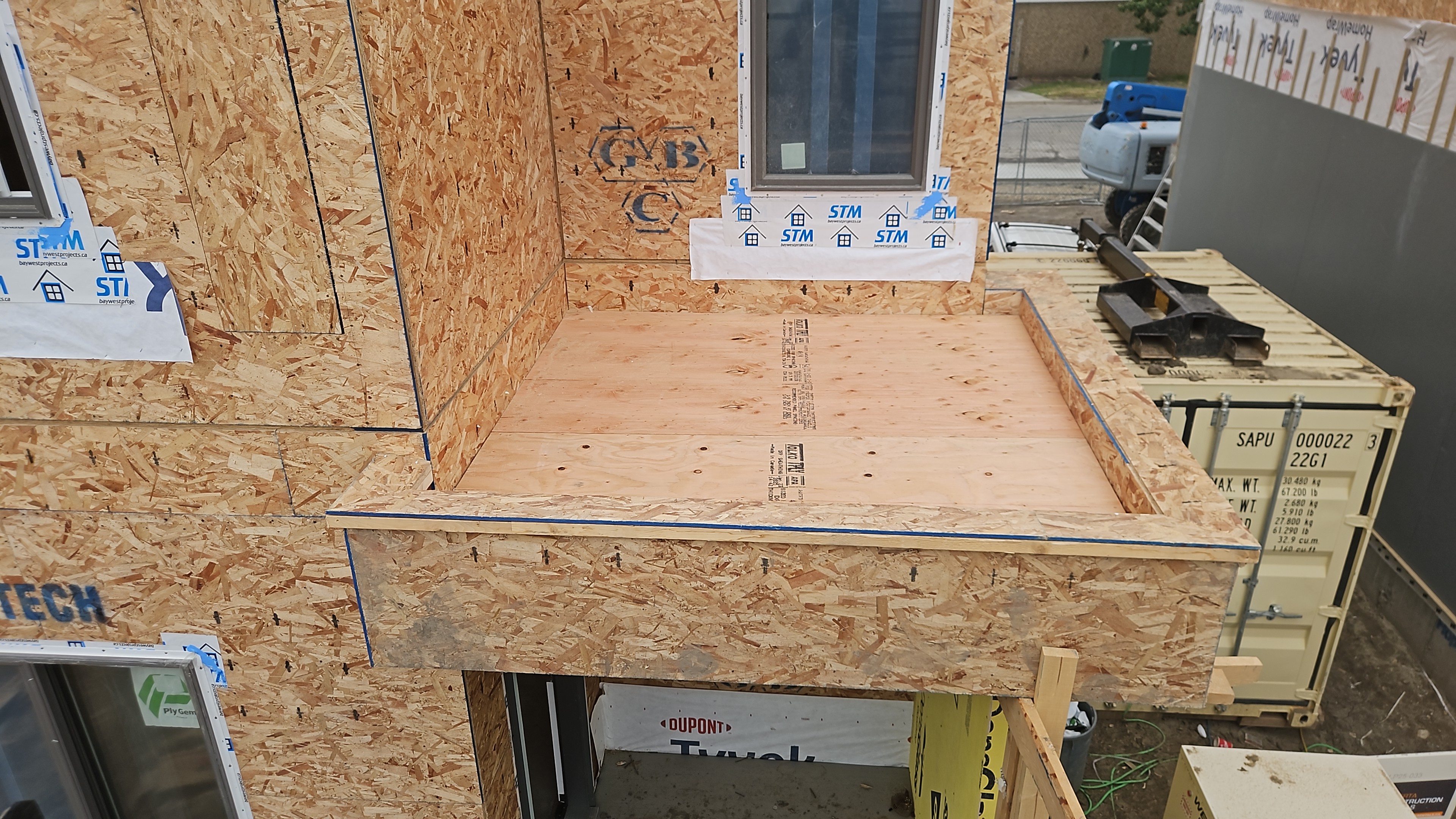 Whitehorn showcase 12